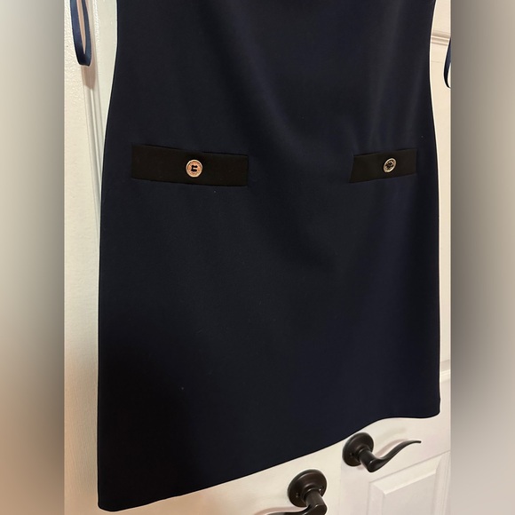 Tommy Hilfiger Navy/Indigo Sleeveless Mini Sheath Dress Size 8 - Picture 2 of 8